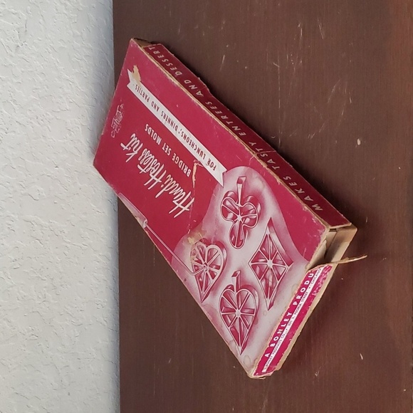 VTG, Retro, Bonley Industries, Handi Hostess Kit Bridge Set Molds - Picture 3 of 13